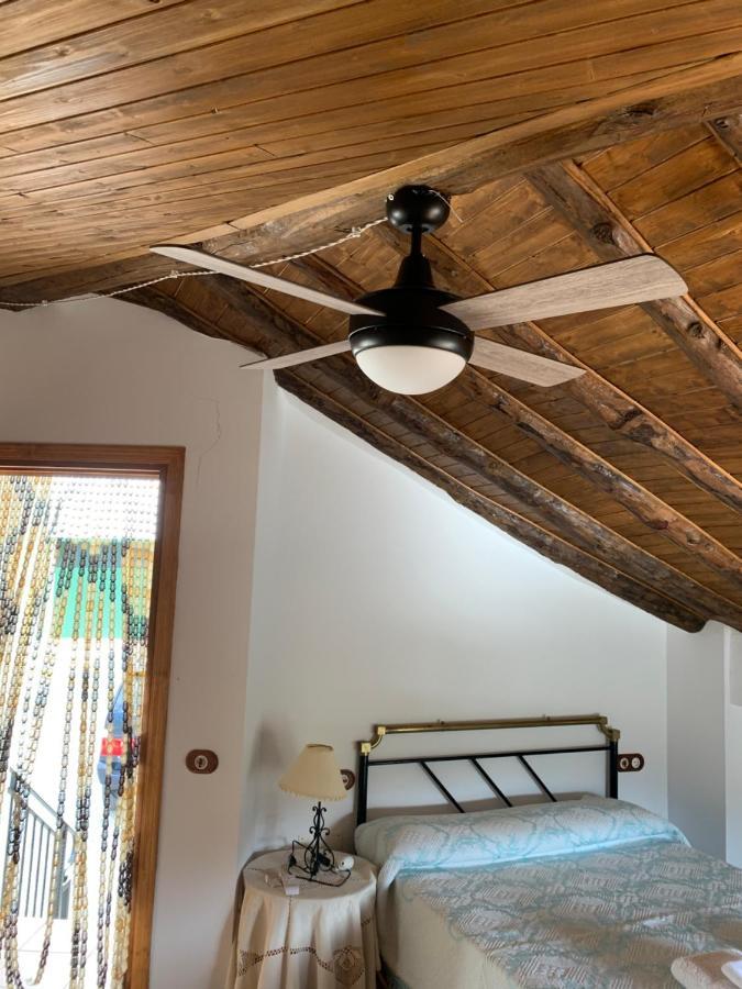 Habitacion Rural El Chorrillo Кастрил Екстериор снимка